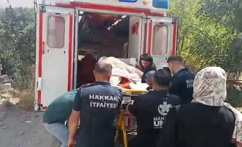 140 kiloluk hasta için itfaiye ekipleri seferber oldu